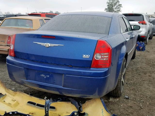 2C3KA43D49H612405 - 2009 CHRYSLER 300 LX BLUE photo 4