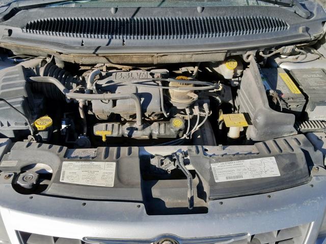 1C4GJ45G61B114745 - 2001 CHRYSLER VOYAGER LX SILVER photo 7