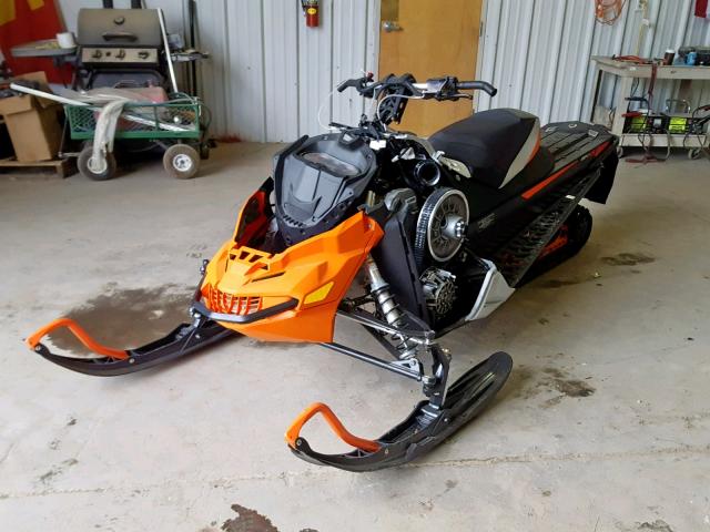 2BPSMBFC3FV000333 - 2015 SKI DOO RENEGADE ORANGE photo 2