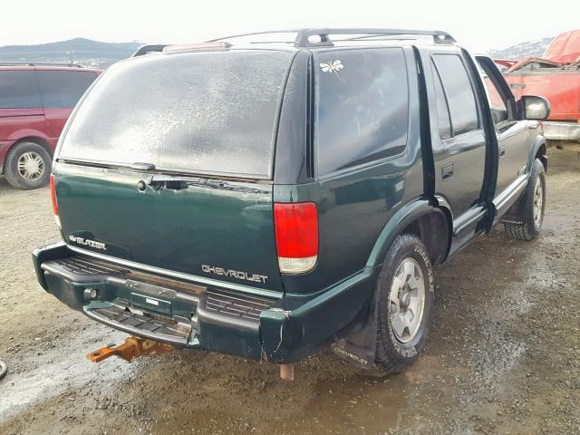 1GNDT13W72K135182 - 2002 CHEVROLET BLAZER GREEN photo 4