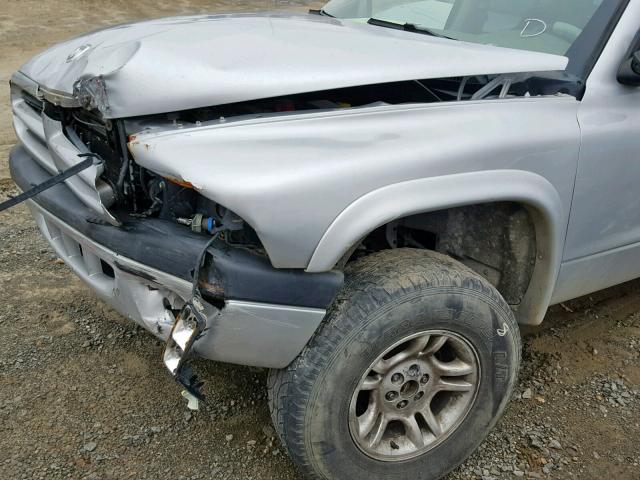 1B7HG38N32S645099 - 2002 DODGE DAKOTA QUA GRAY photo 9