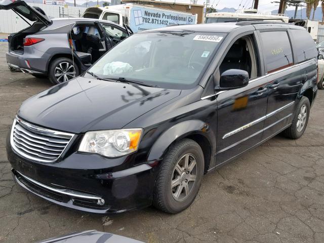 2C4RC1BG9DR630111 - 2013 CHRYSLER TOWN & COU BLACK photo 2