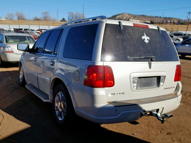 5LMFU27525LJ01101 - 2005 LINCOLN NAVIGATOR 白色 照片 3