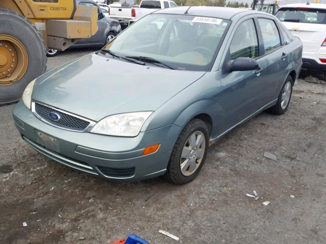 1FAFP34N26W127924 - 2006 FORD FOCUS ZX4 GREEN photo 2