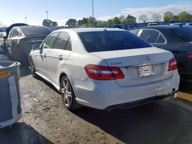 WDDHF5GB5AA044552 - 2010 MERCEDES-BENZ E 350 WHITE photo 3