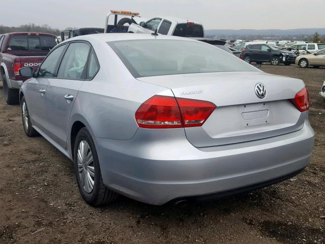 1VWAP7A31EC008497 - 2014 VOLKSWAGEN PASSAT S SILVER photo 3