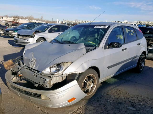 3FAFP37333R132428 - 2003 FORD FOCUS ZX5 SILVER photo 2