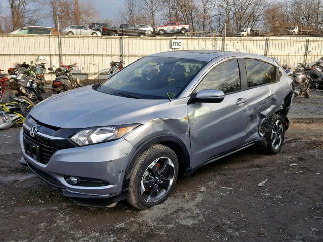 3CZRU6H58JG701990 - 2018 HONDA HR-V EX SILVER photo 2