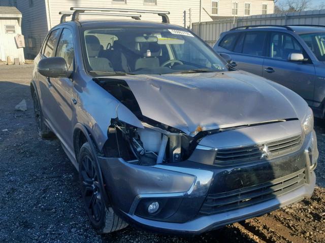 JA4AP3AU1HZ052869 - 2017 MITSUBISHI OUTLANDER GRAY photo 1