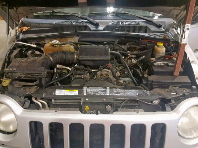 1J4GL58K22W199829 - 2002 JEEP LIBERTY LI SILVER photo 7