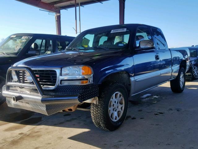 1GTEK19T8XZ539958 - 1999 GMC NEW SIERRA BLUE photo 2