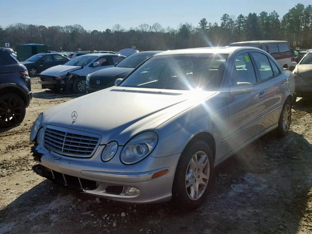 WDBUF65J53A205086 - 2003 MERCEDES-BENZ E 320 SILVER photo 2