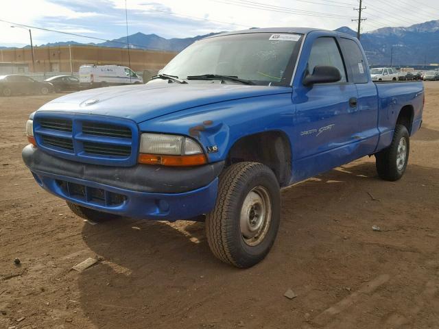 1B7GG22XXYS615915 - 2000 DODGE DAKOTA BLUE photo 2