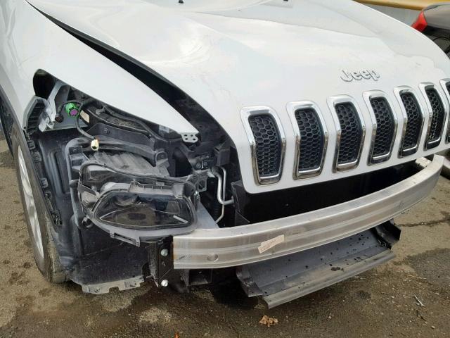 1C4PJLCB1GW275328 - 2016 JEEP CHEROKEE L WHITE photo 9