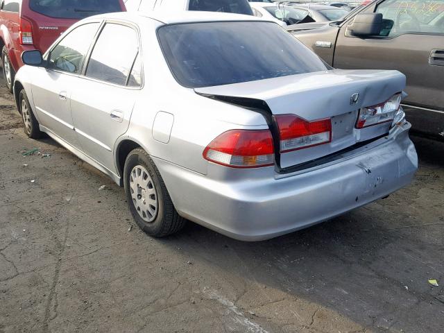 1HGCF86671A103953 - 2001 HONDA ACCORD VAL SILVER photo 3