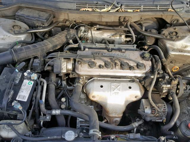 1HGCF86671A103953 - 2001 HONDA ACCORD VAL SILVER photo 7