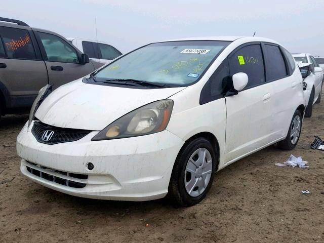 JHMGE8H36CC000308 - 2012 HONDA FIT WHITE photo 2