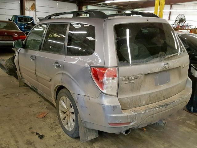 JF2SHBECXBH769756 - 2011 SUBARU FORESTER L SILVER photo 3