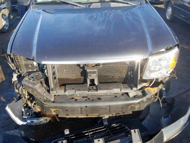 1GKDT13S532330497 - 2003 GMC ENVOY GRAY photo 9