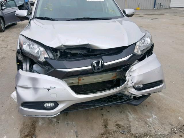 3CZRU5H58GM713643 - 2016 HONDA HR-V EX SILVER photo 9