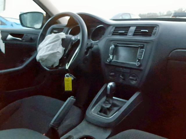 3VW2K7AJ7FM256769 - 2015 VOLKSWAGEN JETTA BASE Սև լուսանկար 9