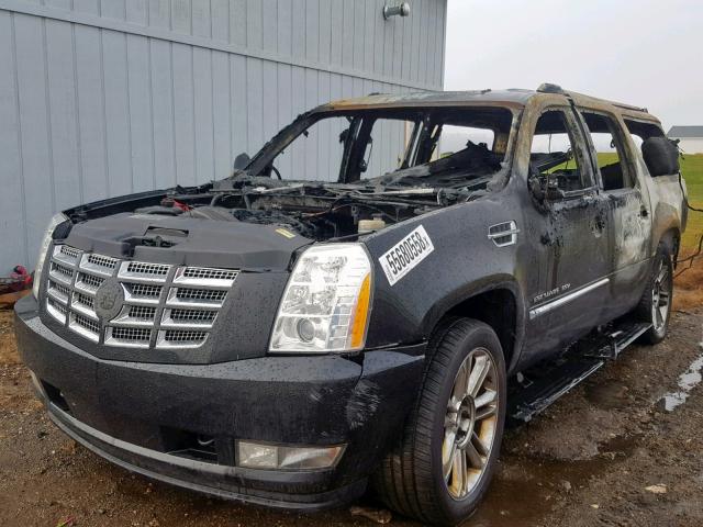 1GYUKJEF3AR239399 - 2010 CADILLAC ESCALADE E BLACK photo 2