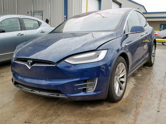 5YJXCBE26HF055920 - 2017 TESLA MODEL X BLUE photo 2