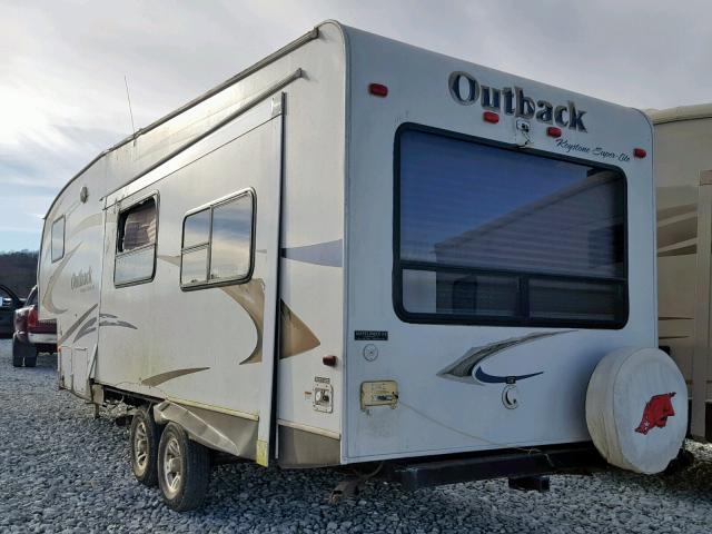 4YDF28529AB451296 - 2010 OUTB TRAVEL TRL Beyaz fotoğraf 3