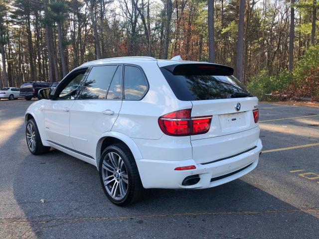5UXZV8C55BL420173 - 2011 BMW X5 XDRIVE5 WHITE photo 3