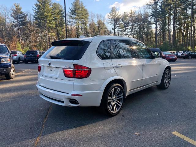 5UXZV8C55BL420173 - 2011 BMW X5 XDRIVE5 WHITE photo 4