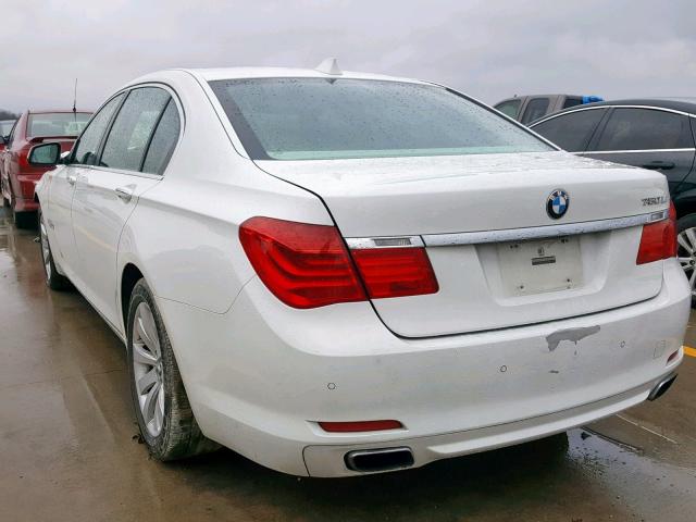 WBAKC8C57BC432010 - 2011 BMW 750 WHITE photo 3