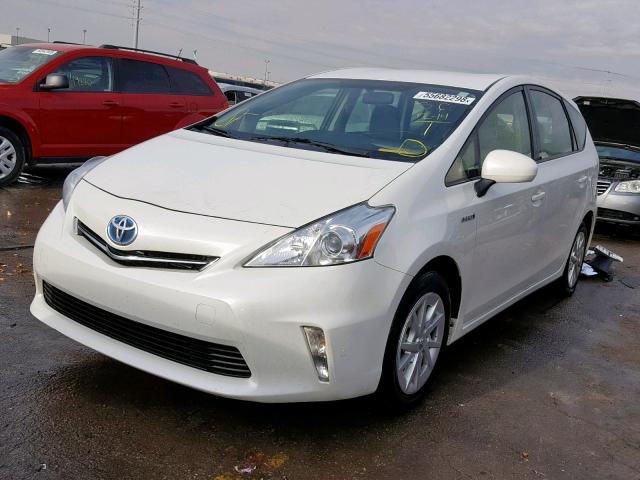 JTDZN3EU0EJ013807 - 2014 TOYOTA PRIUS V WHITE photo 2