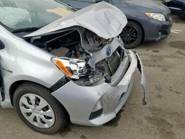 JTDKDTB30E1564870 - 2014 TOYOTA PRIUS C SILVER photo 9