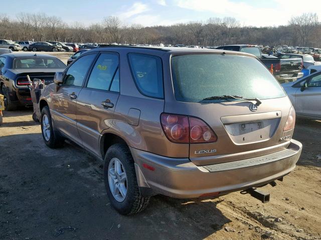 JT6HF10U5X0029389 - 1999 LEXUS RX 300 GOLD photo 3