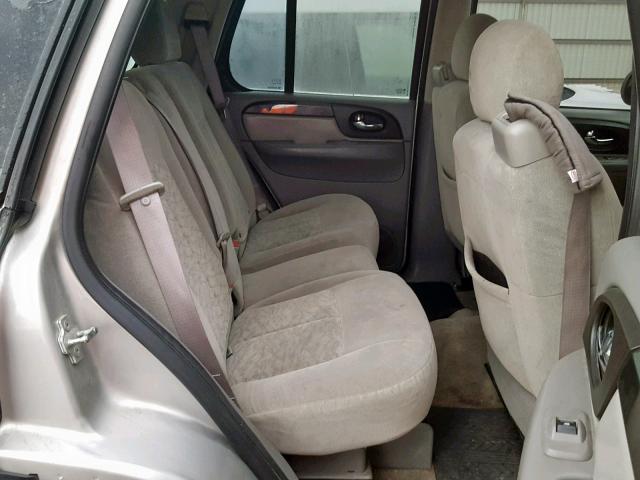 1GKDS13S472152039 - 2007 GMC ENVOY SILVER photo 6