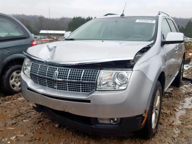 2LMDJ8JC3ABJ18078 - 2010 LINCOLN MKX SILVER photo 2