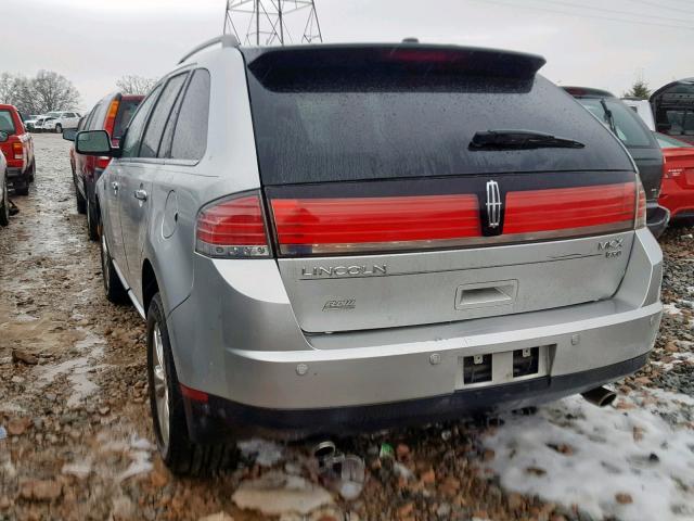 2LMDJ8JC3ABJ18078 - 2010 LINCOLN MKX SILVER photo 3