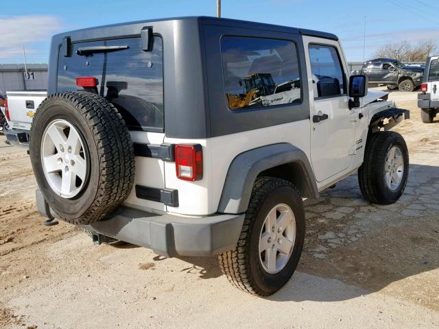 1J4AA2D1XAL139806 - 2010 JEEP WRANGLER S WHITE photo 4