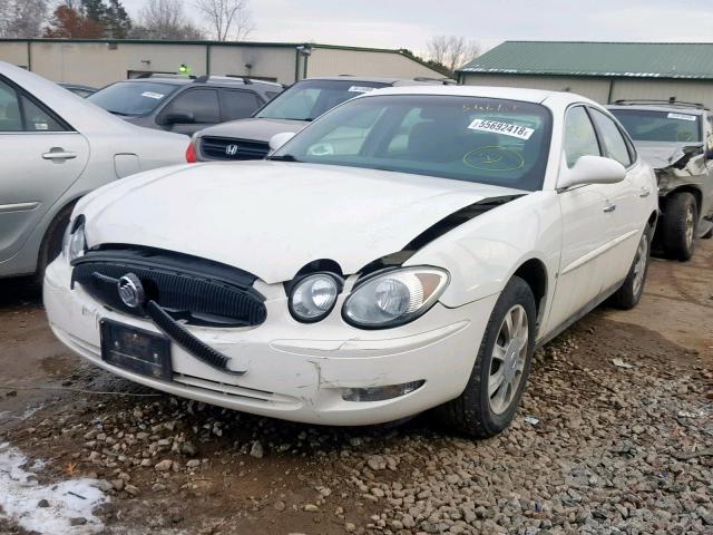 2G4WC582271215104 - 2007 BUICK LACROSSE C WHITE photo 2