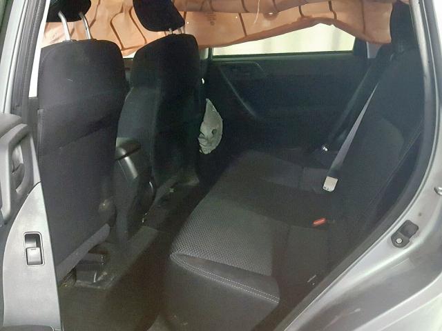 JF2SJADCXGH473532 - 2016 SUBARU FORESTER 2 SILVER photo 6