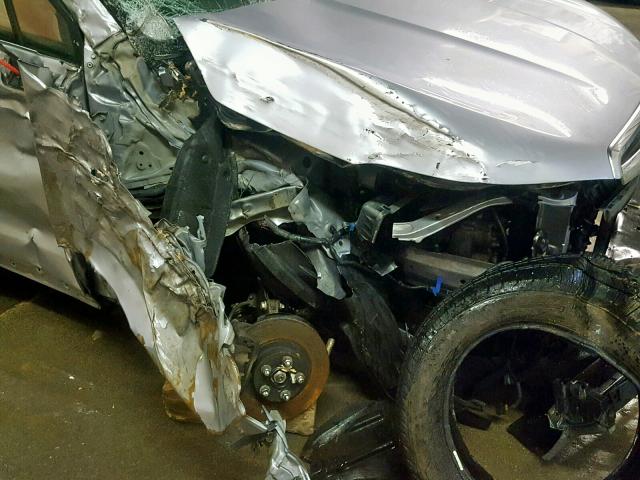 JF2SJADCXGH473532 - 2016 SUBARU FORESTER 2 SILVER photo 9