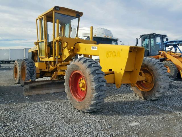 570A003084T - 1975 JOHN DEERE 570A YELLOW photo 1