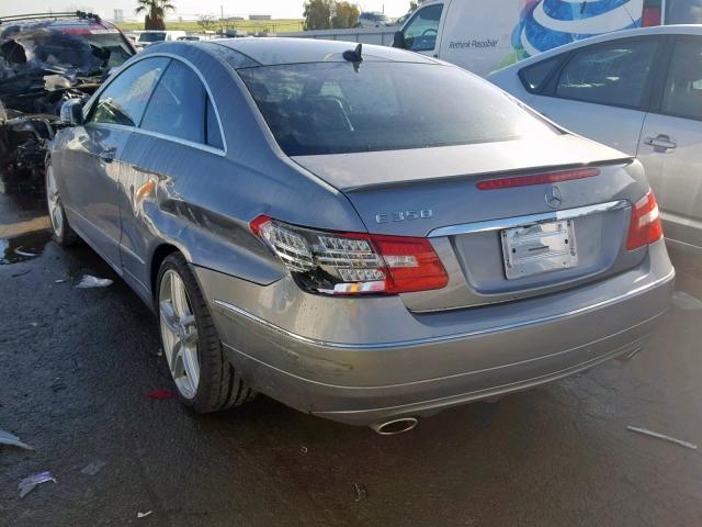 WDDKJ5GB8BF118099 - 2011 MERCEDES-BENZ E 350 GRAY photo 3