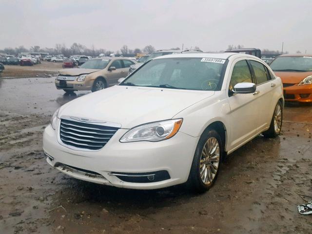 1C3BC2FB9BN500642 - 2011 CHRYSLER 200 LIMITE WHITE photo 2