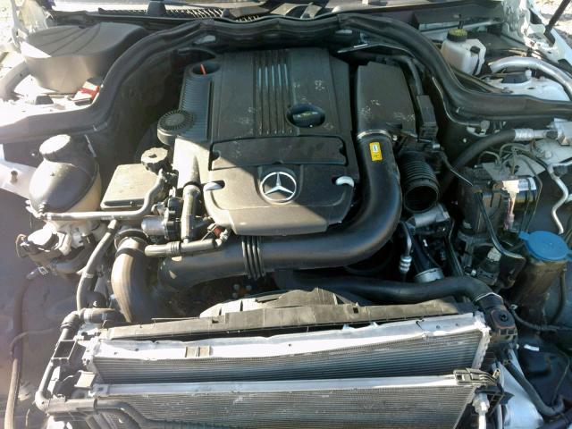 WDDGF4HB7CA639099 - 2012 MERCEDES-BENZ C 250 WHITE photo 7