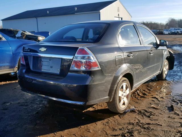 KL1TD56E99B608772 - 2009 CHEVROLET AVEO LS BLACK photo 4