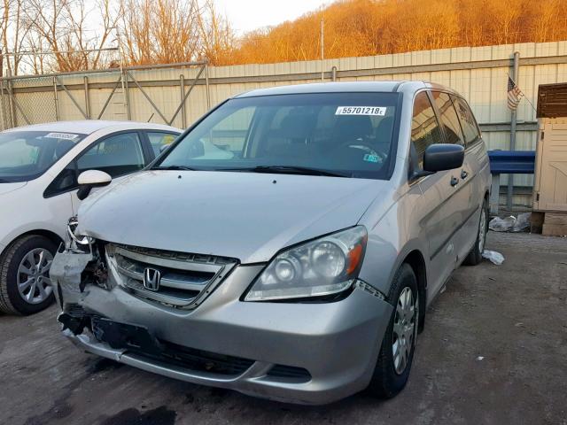 5FNRL38287B041607 - 2007 HONDA ODYSSEY LX SILVER photo 2