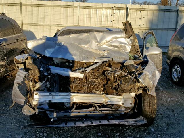 1G4HP52K64U233370 - 2004 BUICK LESABRE CU SILVER photo 9