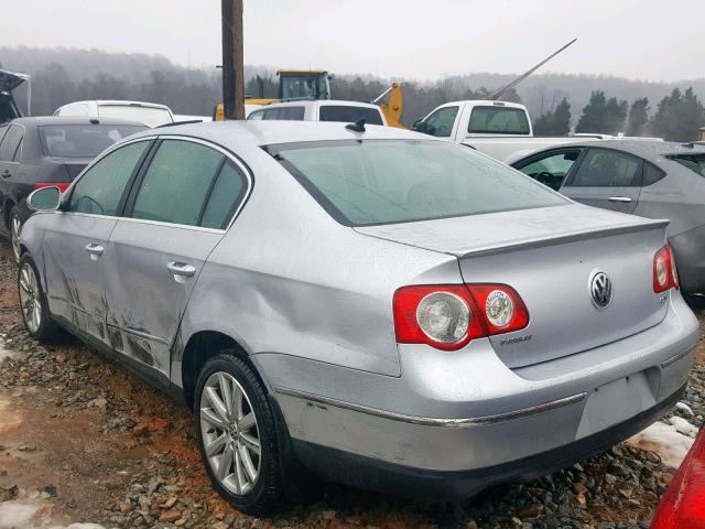 WVWJK7AN3AE166485 - 2010 VOLKSWAGEN PASSAT KOM SILVER photo 3