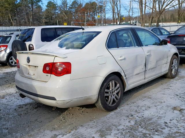 3VWEG71K77M121235 - 2007 VOLKSWAGEN JETTA WOLF WHITE photo 4